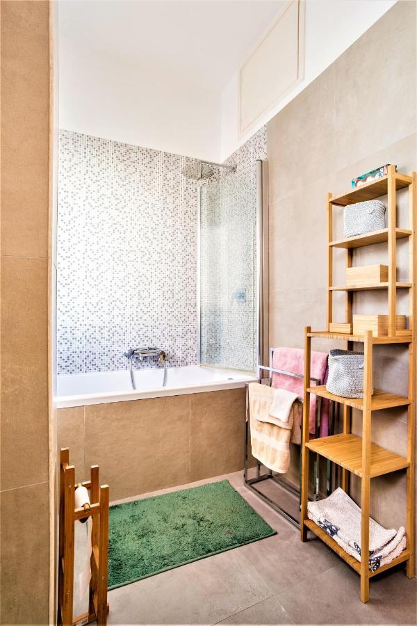 -the Vatican Relais- San Pietro District And Free Parking Appartamento *